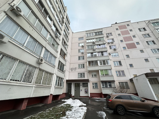 Продам трехкомнатную (3-комн.) квартиру, Марьинский Парк ул, 23к1, Москва г