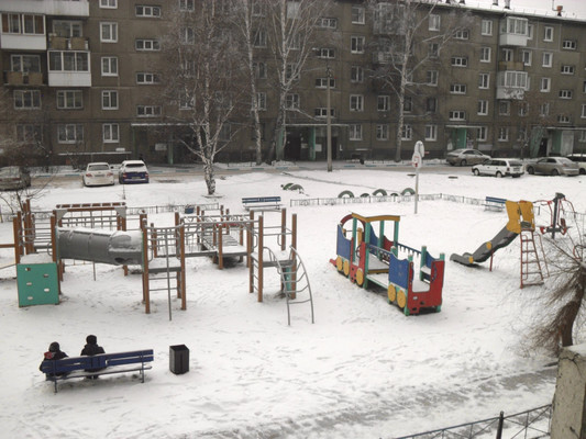 Продам двухкомнатную (2-комн.) квартиру, Баумана ул, 185, Иркутск г