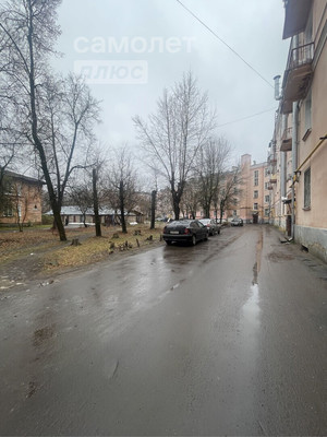 Продам двухкомнатную (2-комн.) квартиру, Каравайковой ул, 141, Иваново г