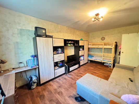 Продам однокомнатную (1-комн.) квартиру, Красногвардейский б-р, 3, Подольск г