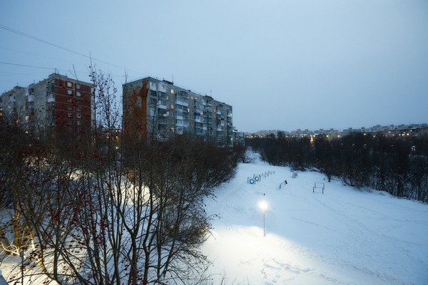 Продам трехкомнатную (3-комн.) квартиру, Героев Рыбачьего ул, 12, Мурманск г