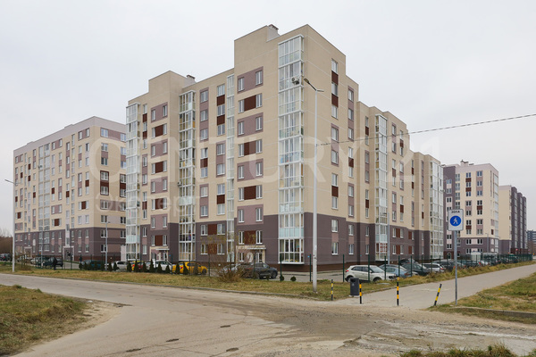Продам однокомнатную (1-комн.) квартиру, Борисовский б-р, 11 1, Калининград г