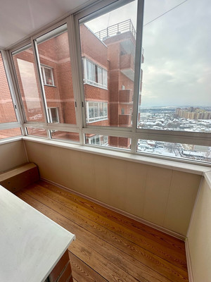 Продам трехкомнатную (3-комн.) квартиру, Киренская ул, 55к1, Иркутск г