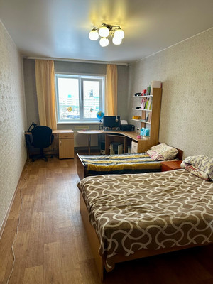 Продам трехкомнатную (3-комн.) квартиру, Киренская ул, 55к1, Иркутск г