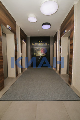 Продам двухкомнатную (2-комн.) квартиру, Шахтеров ул, 66, Красноярск г