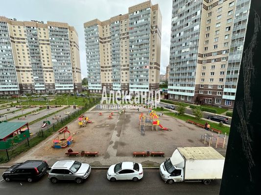 Продам трехкомнатную (3-комн.) квартиру, Архитектора Белова ул, 6к5, Парголово п