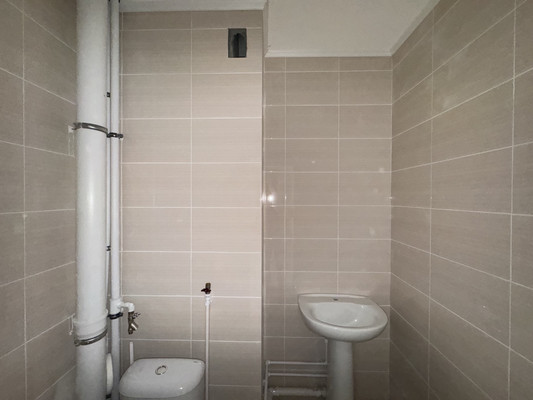 Продам двухкомнатную (2-комн.) квартиру (долевое), Краснопольский пр-кт, 30, Челябинск г