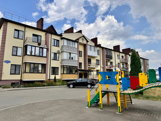 Продам однокомнатную (1-комн.) квартиру, Очаровательная ул, 10к4, Ессентуки г