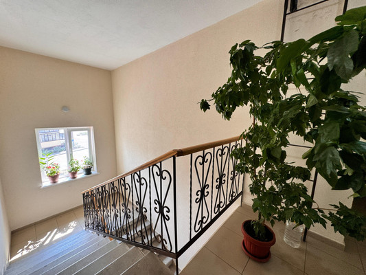 Продам однокомнатную (1-комн.) квартиру, Очаровательная ул, 10к4, Ессентуки г