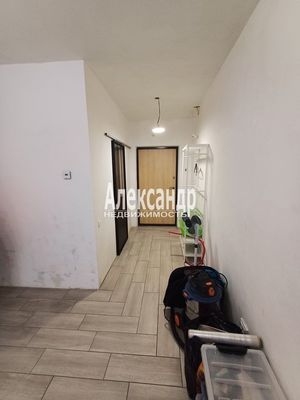 Продам однокомнатную (1-комн.) квартиру, Пушкинская ул, 13, Шушары п