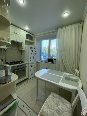 Продам трехкомнатную (3-комн.) квартиру, Свердлова ул, 23, Рошаль г
