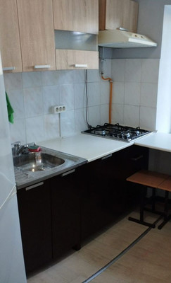 Продам однокомнатную (1-комн.) квартиру, Элеваторная ул, 8кА, Симферополь г