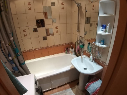 Продам двухкомнатную (2-комн.) квартиру, Чекистов ул, 38, Санкт-Петербург г