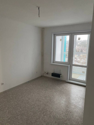 Продам трехкомнатную (3-комн.) квартиру, Лесопарковая ул, 43, Красноярск г