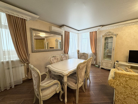 Продам двухкомнатную (2-комн.) квартиру, Максима Горького ул, 13/56, Ростов-на-Дону г