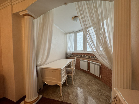 Продам двухкомнатную (2-комн.) квартиру, Максима Горького ул, 13/56, Ростов-на-Дону г