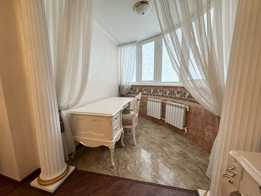 Продам двухкомнатную (2-комн.) квартиру, Максима Горького ул, 13/56, Ростов-на-Дону г