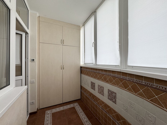 Продам двухкомнатную (2-комн.) квартиру, Максима Горького ул, 13/56, Ростов-на-Дону г