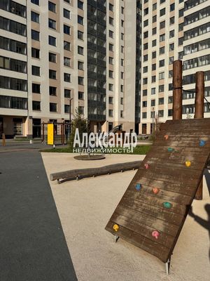 Продам однокомнатную (1-комн.) квартиру, Строителей пр-кт, 1к1, Кудрово г