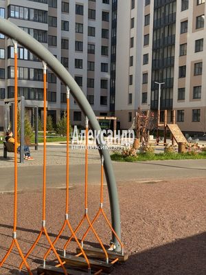 Продам однокомнатную (1-комн.) квартиру, Строителей пр-кт, 1к1, Кудрово г