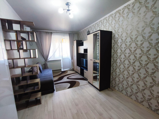 Продам однокомнатную (1-комн.) квартиру, им. Академика Сахарова ул, 2ак7, Российский п