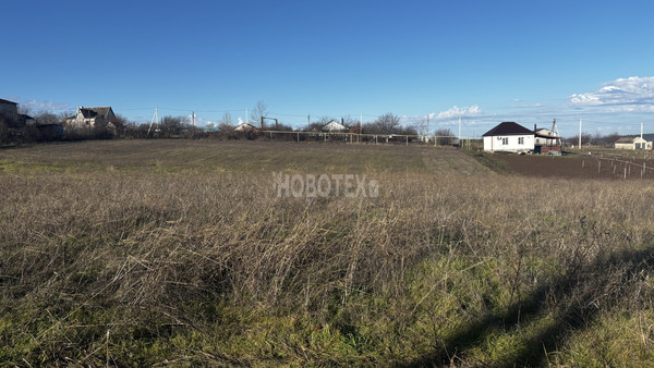 Продам участок 20 соток, ИЖС, Комсомольская ул, Даманка х, 0 км от города