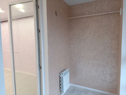 Продам трехкомнатную (3-комн.) квартиру, Маршала Борзова ул, 109, Калининград г