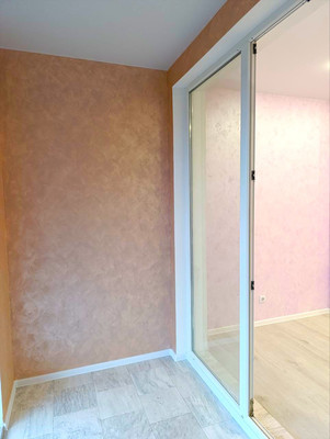 Продам трехкомнатную (3-комн.) квартиру, Маршала Борзова ул, 109, Калининград г