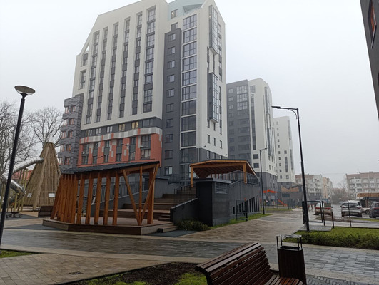 Продам трехкомнатную (3-комн.) квартиру, Маршала Борзова ул, 109, Калининград г