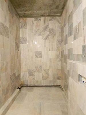 Продам трехкомнатную (3-комн.) квартиру, Маршала Борзова ул, 109, Калининград г