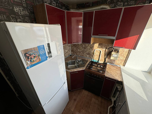 Продам двухкомнатную (2-комн.) квартиру, Сортировочная ул, 1, Комсомольск-на-Амуре г