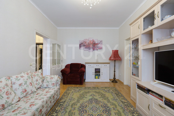 Продам двухкомнатную (2-комн.) квартиру, Красная ул, 15 , Калининград г