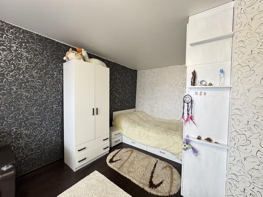 Продам однокомнатную (1-комн.) квартиру, Донбасская ул, 59, Брянск г