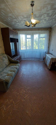 Продам трехкомнатную (3-комн.) квартиру, Варвары Петровой ул, 8А, Понтонный п