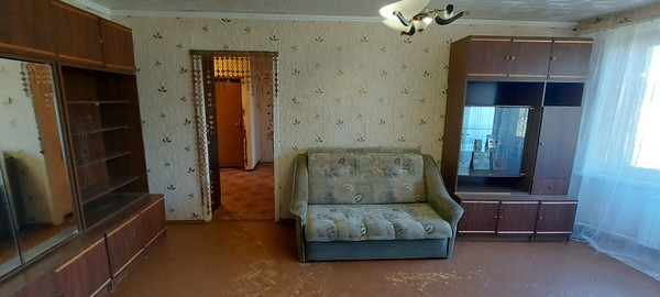 Продам трехкомнатную (3-комн.) квартиру, Варвары Петровой ул, 8А, Понтонный п
