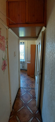 Продам трехкомнатную (3-комн.) квартиру, Варвары Петровой ул, 8А, Понтонный п