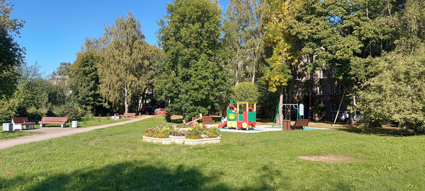 Продам трехкомнатную (3-комн.) квартиру, Варвары Петровой ул, 8А, Понтонный п