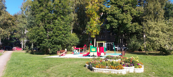 Продам трехкомнатную (3-комн.) квартиру, Варвары Петровой ул, 8А, Понтонный п