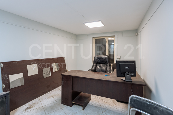 Продам коммерческое помещение 463 м2, Аллея смелых ул, 121 , Калининград г