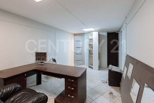 Продам коммерческое помещение 463 м2, Аллея смелых ул, 121 , Калининград г
