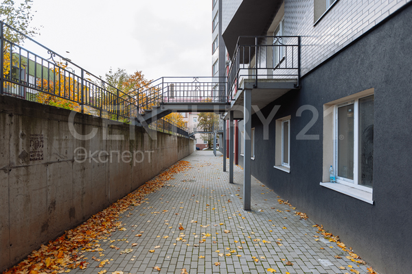 Продам коммерческое помещение 54,6 м2, Б.Хмельницкого ул, 50 , Калининград г