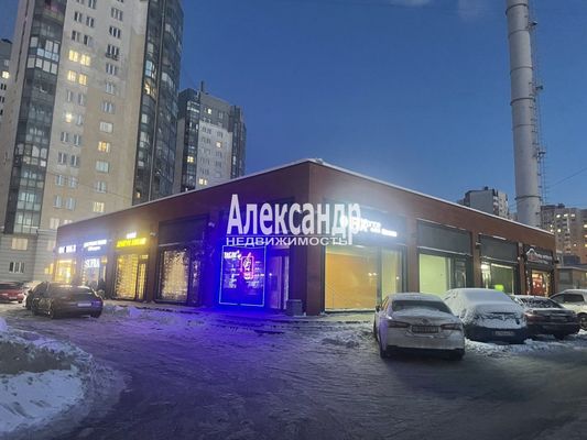 Сдам торговое помещение 300 м2, Энтузиастов пр-кт, 33к1, Санкт-Петербург г