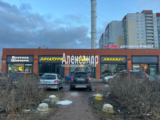 Сдам торговое помещение 300 м2, Энтузиастов пр-кт, 33к1, Санкт-Петербург г