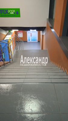 Сдам торговое помещение 300 м2, Энтузиастов пр-кт, 33к1, Санкт-Петербург г