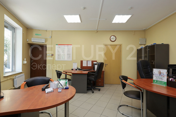 Продам коммерческое помещение 64 м2, Советский пр-кт, 21А , Калининград г