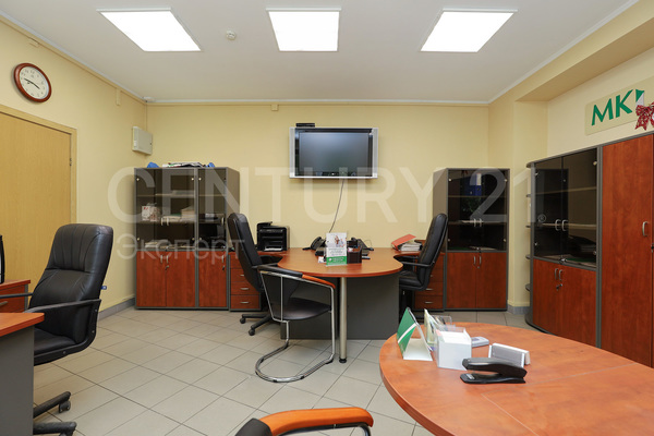Продам коммерческое помещение 64 м2, Советский пр-кт, 21А , Калининград г