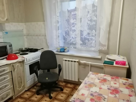 Продам двухкомнатную (2-комн.) квартиру, Комсомольская ул, 29, Анива г