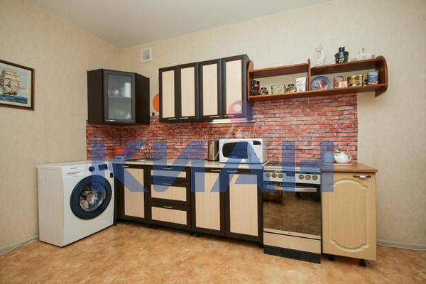 Продам однокомнатную (1-комн.) квартиру, Норильская ул, 8Б, Красноярск г