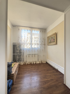 Продам трехкомнатную (3-комн.) квартиру, Ногмова ул, 6, Тырныауз г