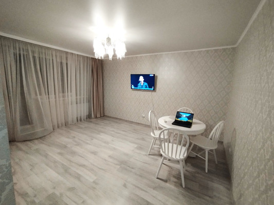 Продам трехкомнатную (3-комн.) квартиру, Индустриальная ул, 25, Липецк г